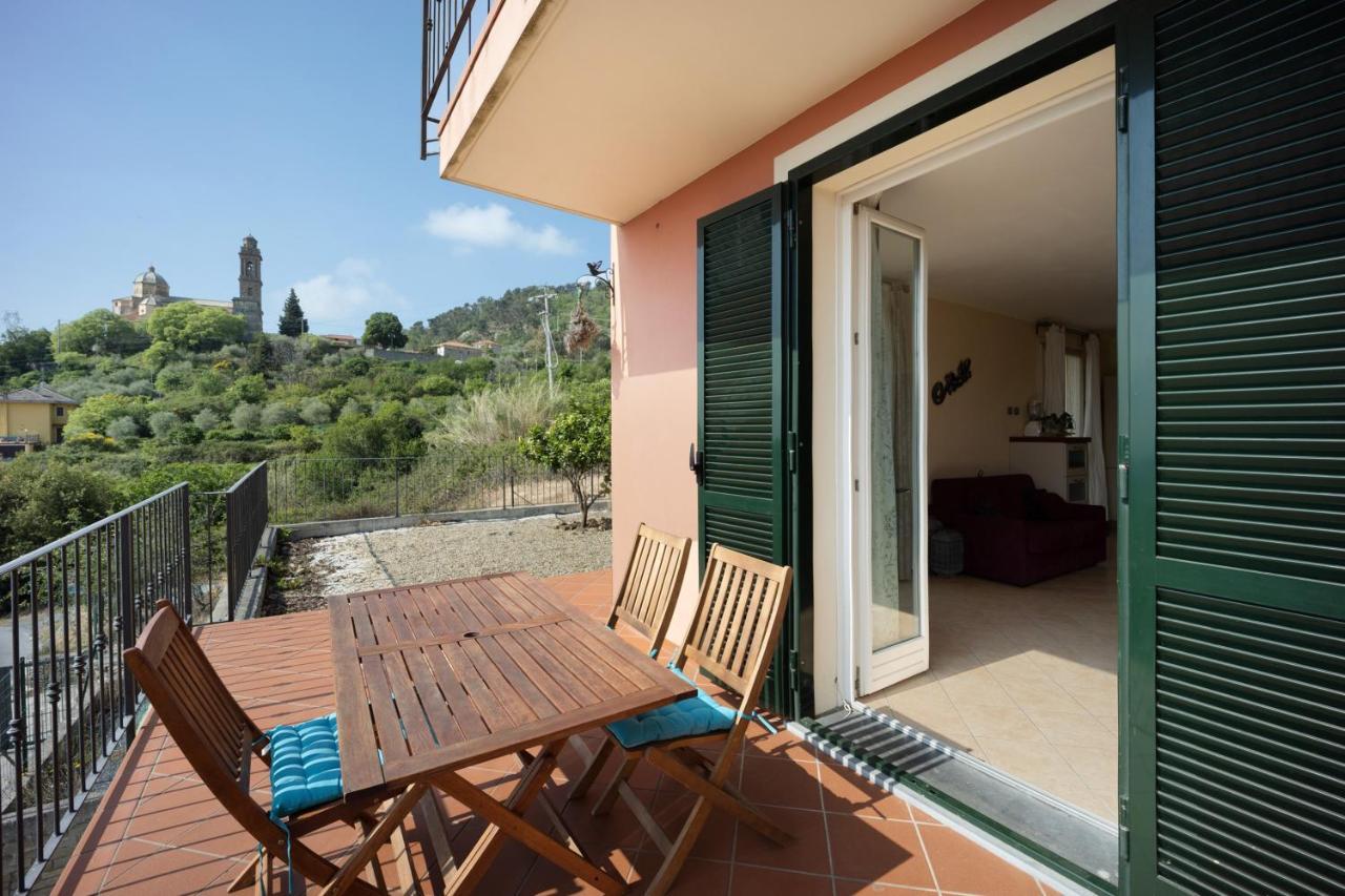 Maison Laura Diano Borello ภายนอก รูปภาพ