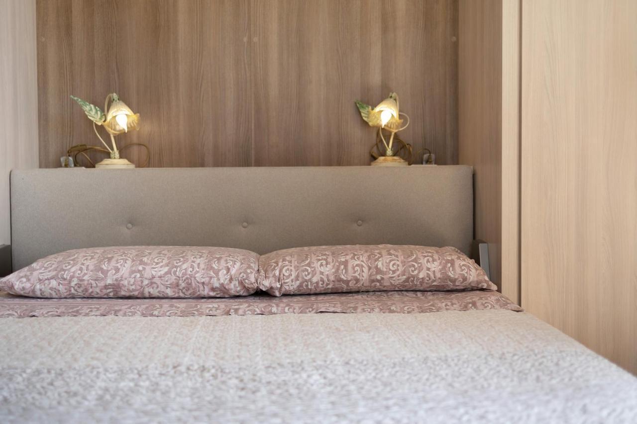 Maison Laura Diano Borello ภายนอก รูปภาพ