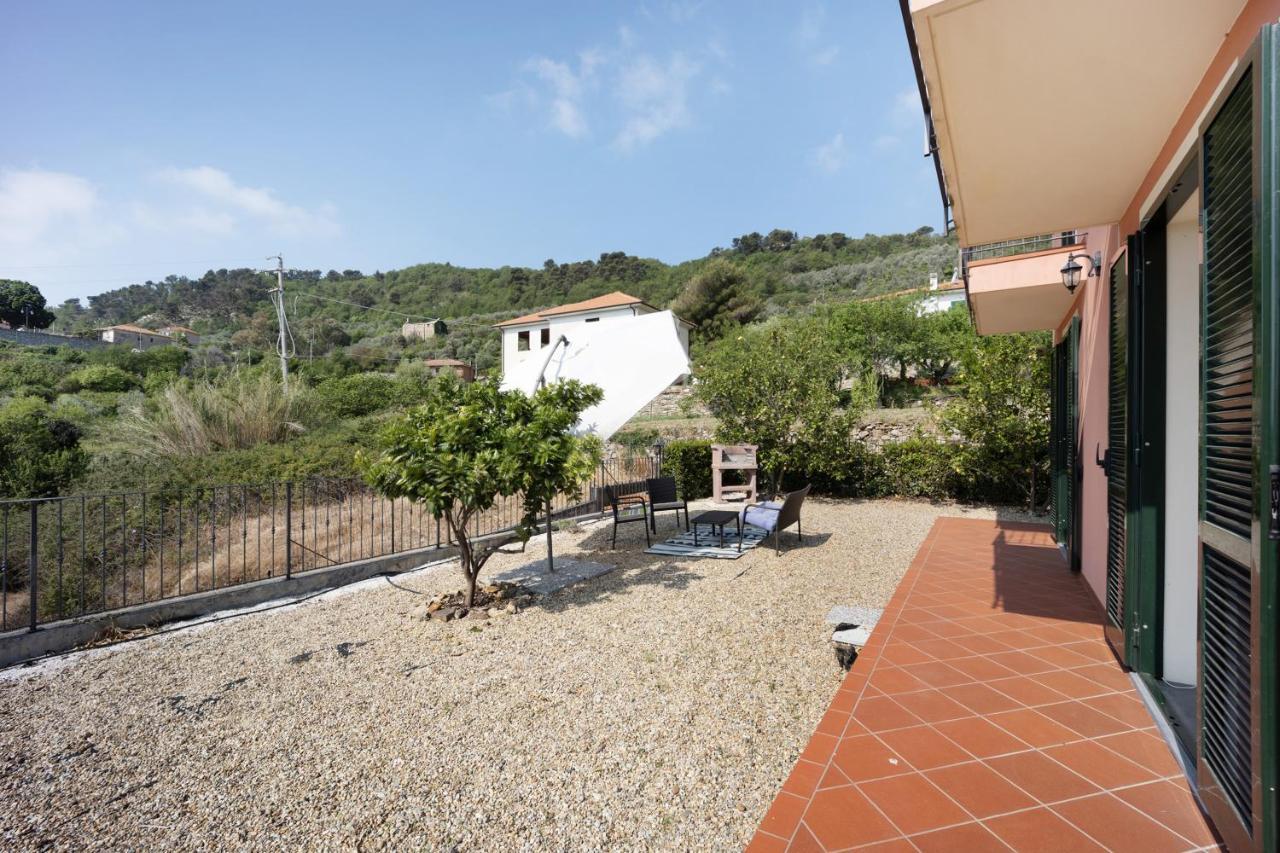 Maison Laura Diano Borello ภายนอก รูปภาพ